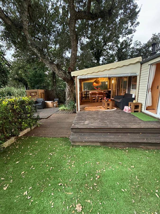 Camping pour 6 personnes, avec vue, animaux acceptés