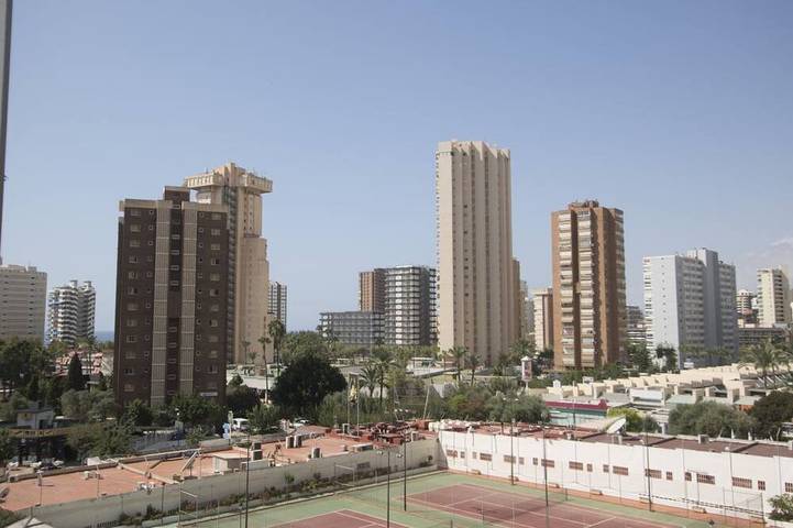 Apartamento de vacaciones para 4 personas, con terraza, Se admiten mascotas en Benidorm