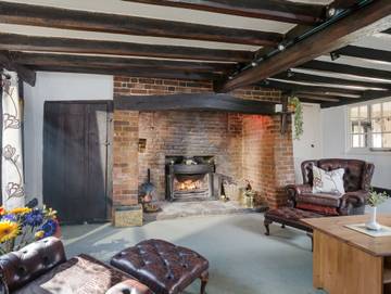 Holiday Rental for 8 People in Welwyn, Hertfordshire, Photo 3