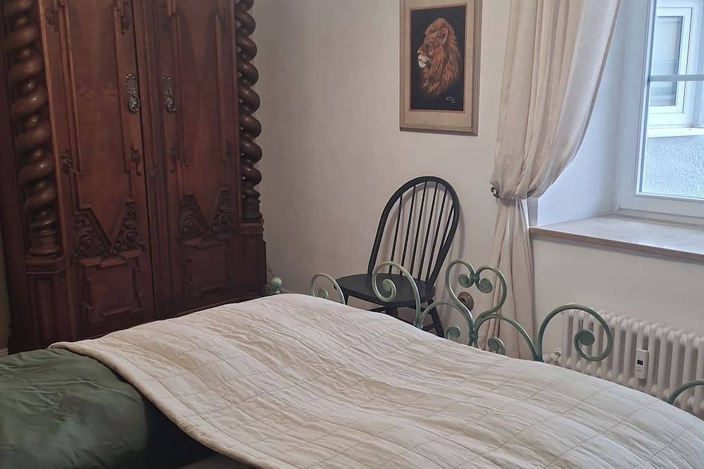 Ganze Wohnung, Neu renovierte Altstadt Wohnung in Landsberg am Lech, Romantische Straße