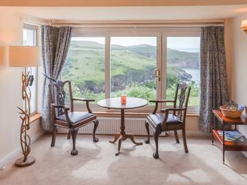 Holiday Rental for 8 People in Solva, Pembrokeshire, Photo 3