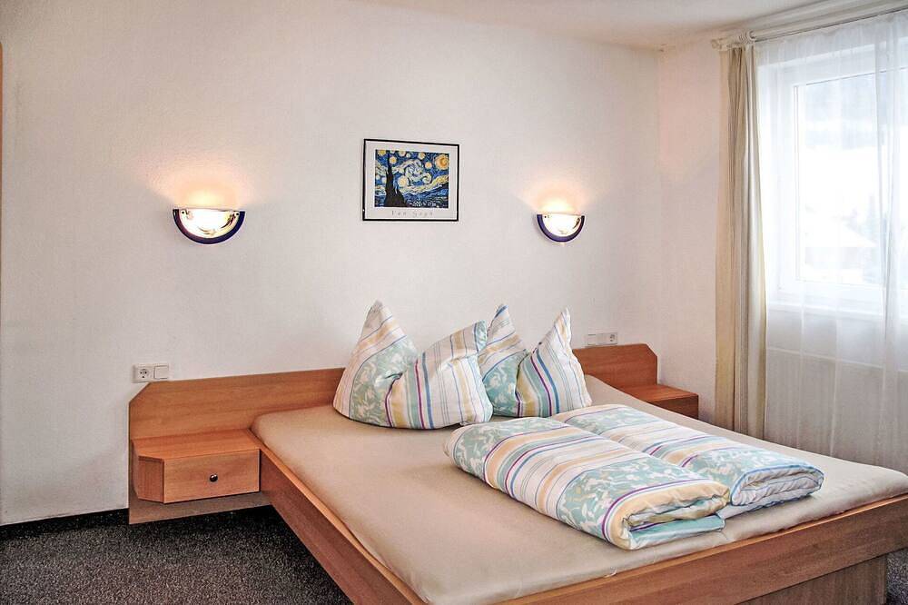 Ganze Wohnung, Angenehme Wohnung für 4 Personen mit W-Lan, Tv, Terrasse und Haustiere erlaubt in Glockturmkamm, Fendels