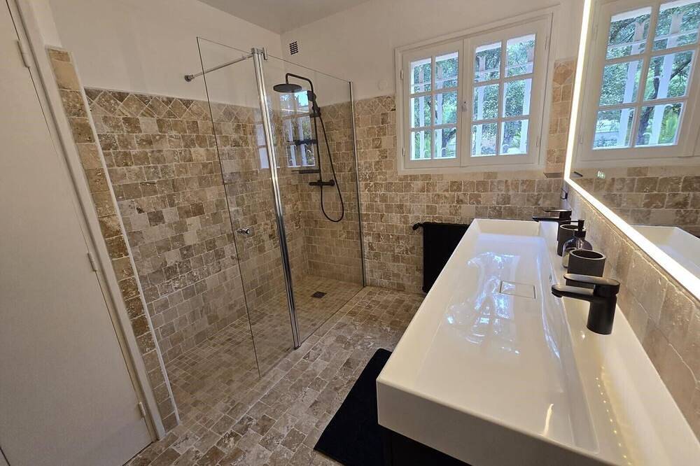 Luxus und komfortable Villa mit Panoramablick auf das Meer, 220m2, Pool, Südlage in Sainte-Maxime, Mittelmeerküste (Frankreich)