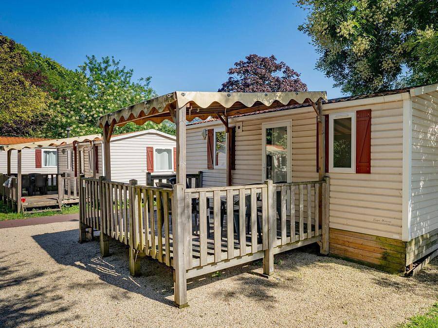 Camping Les Lacs du Verdon - Mobile home 5 persons - Mobile-home | Comfort | 2 Bedrooms | 5 Pers. | Raised terrace | 2 bathrooms | Air-con. in Régusse, Brignoles region