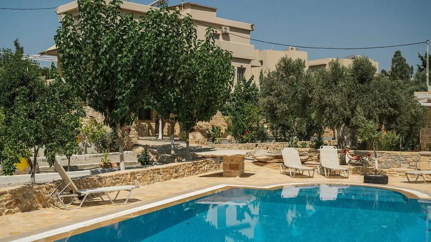 Ferienwohnung für 2 Personen, mit Garten und Pool in Pitsidia - 2