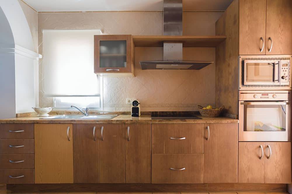 Ganze Wohnung, Can Ban, Vibe on the seafront! in Ses Figueretes, Ibiza Stadt