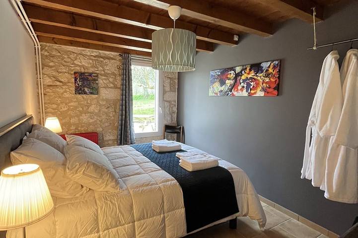 Gîte pour 5 personnes, avec terrasse ainsi que jacuzzi et jardin à Monbazillac - 2