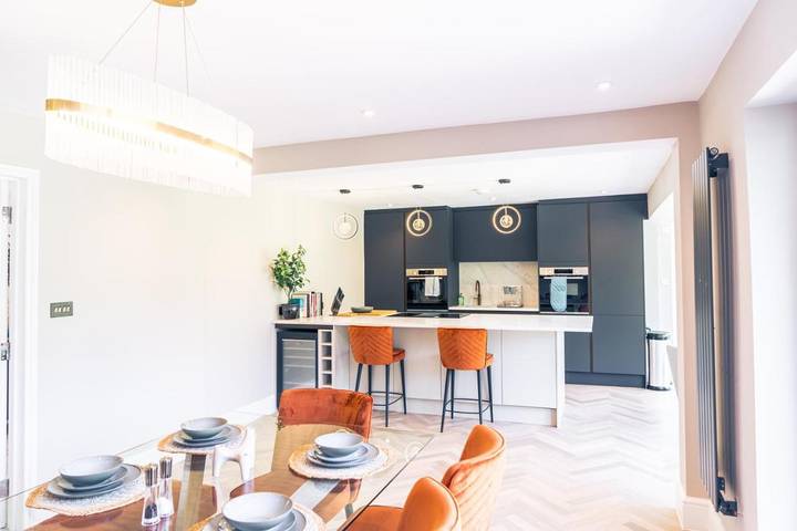 Location de vacances pour 10 personnes, avec vue ainsi que balcon et jardin dans Bray - 4