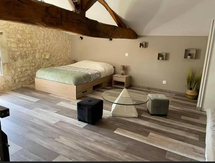 Location de vacances pour 4 personnes, avec jardin à Bois (homonymie)