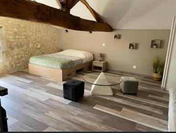 Gîte pour 4 personnes, avec jardin à Bois (homonymie)
