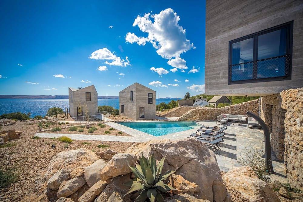 Luksusowa willa Rock - z prywatnym basenem i plażą in Lukovo Šugarje, Velebit Nature Park