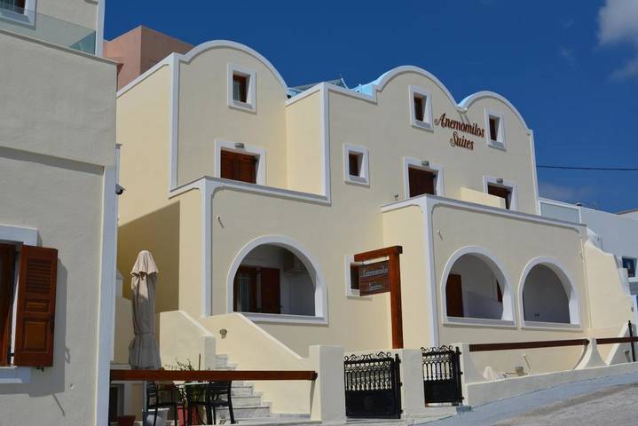 Appart’hôtel pour 2 personnes, avec vue ainsi que piscine et terrasse