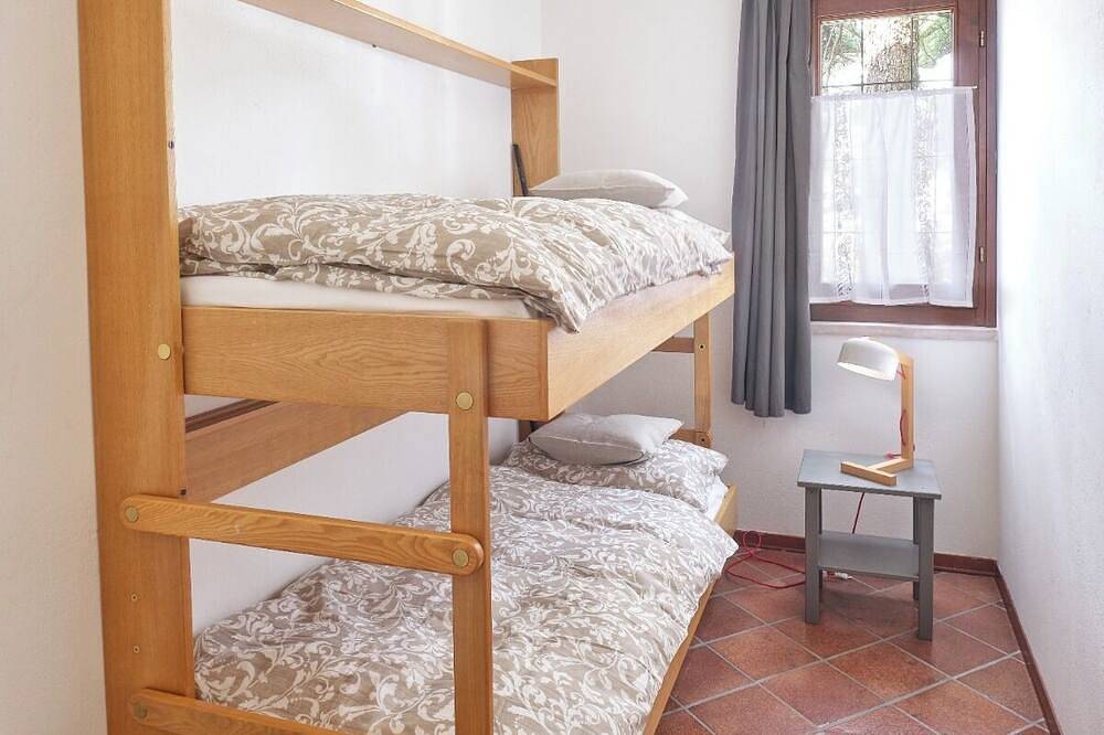 Ganze Wohnung, Sun, Lake Garda Sweet Home - Cason Degli Ulivi in Cavaion Veronese, Gardasee-Berge