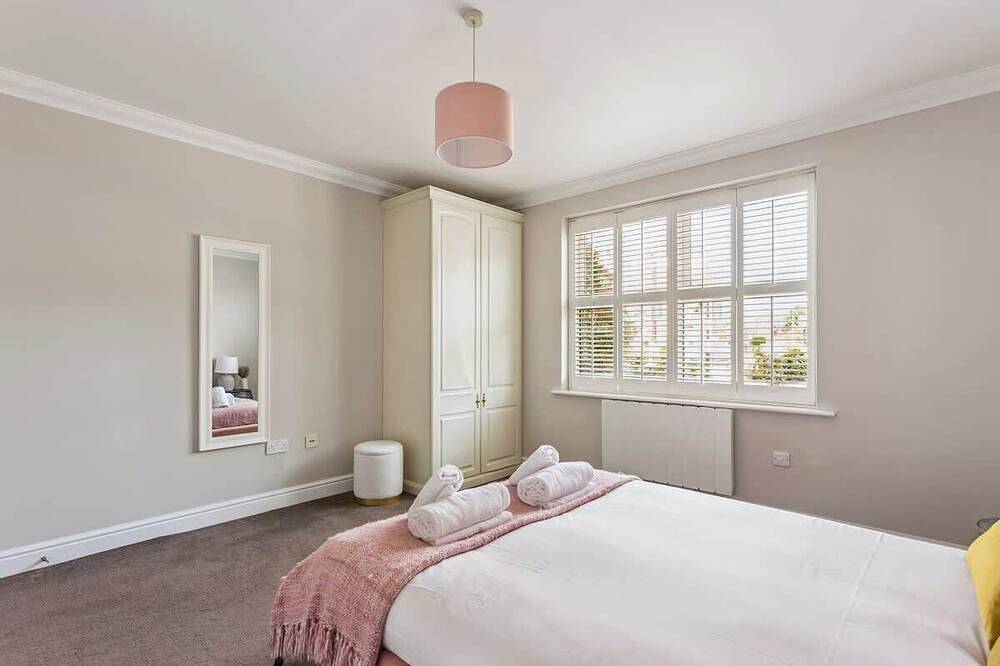 Apartamento entero, Ground Floor Apt•Parking •Close to Windsor Castle in Windsor, Berkshire