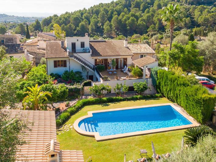 Apartamento para 6 personas, con Balcón/Terraza además de Jardín y Piscina en Selva (Mallorca)