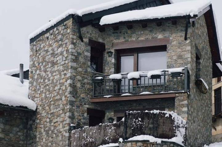 Chalet para 6 personas, con balcón - 1