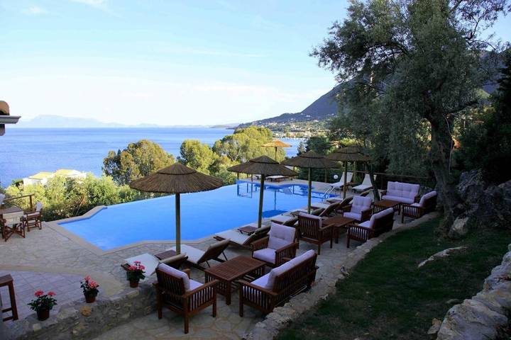 Ferienhaus für 2 Personen, mit Pool und Ausblick sowie Garten, mit Haustier