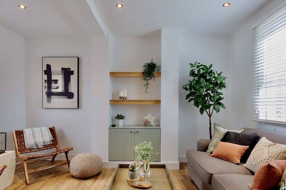 Ganze Wohnung, Liebenswertes 1-Zimmer-Apartment 2 Minuten von den Geschäften entfernt in Chester, West Cheshire und Chester