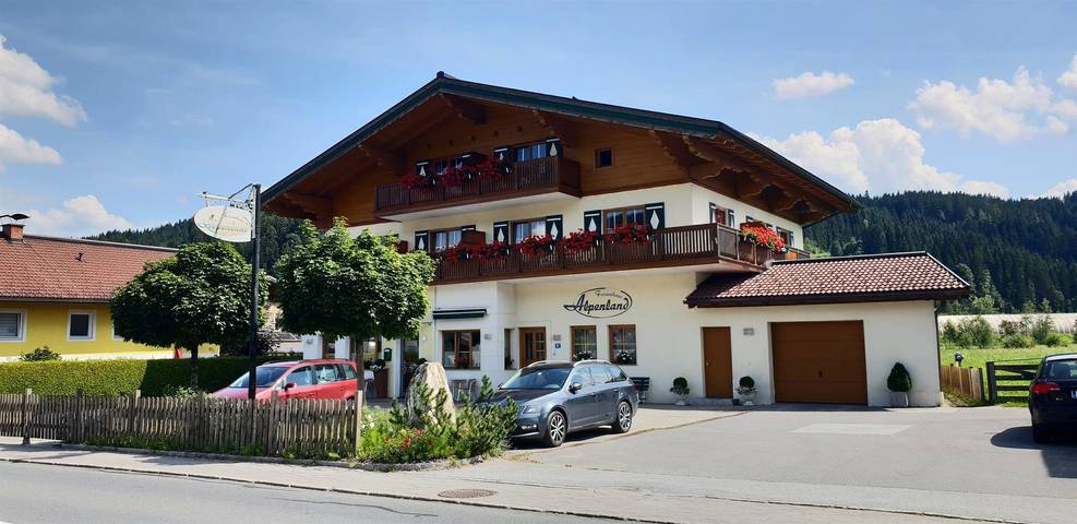 Ferienwohnung für 3 Personen, mit Balkon und Garten in Flachau
