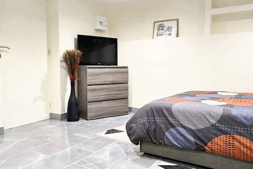 Entire apartment, Homerez - Studio, Noisy-le-Sec in Noisy-le-Sec, Seine-Saint-Denis