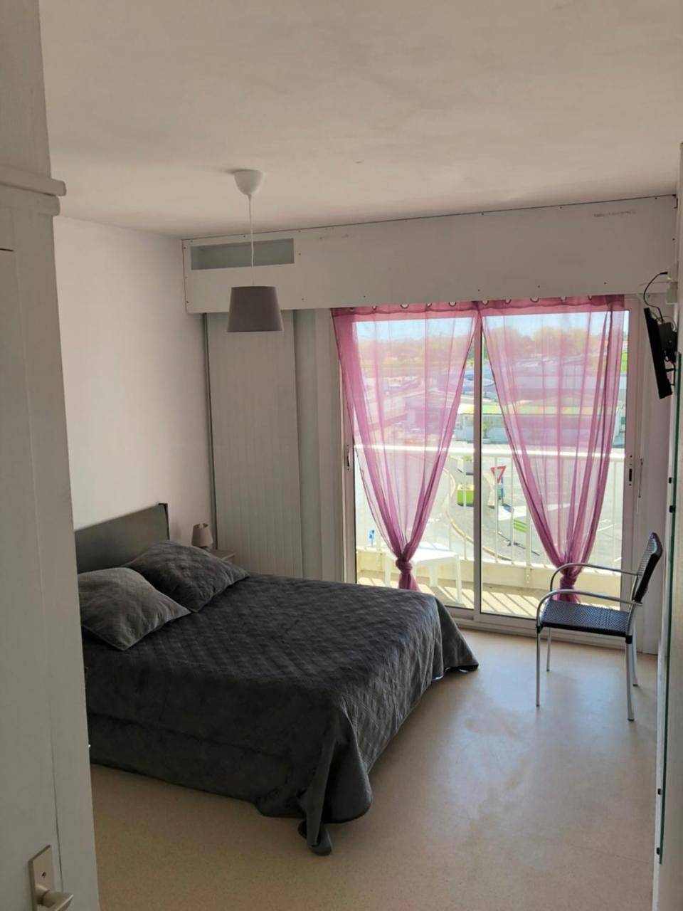 Double Room - Disability Access in L'Aiguillon-sur-Mer, Fontenay-le-Comte