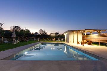 Ferienhaus für 4 Personen, mit Pool und Terrasse sowie Garten in der Toskana