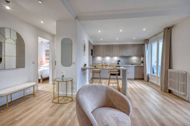 Appartement entier, #He | Le Golden Escape 🪙 | Ile Verte, lumineux, rénové in Grenoble, Isère