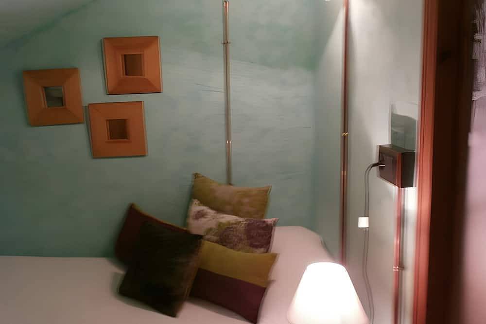 Rural House 'El Mirador De La Pola Nava' with Mountain Views in Nava, Asturias Province