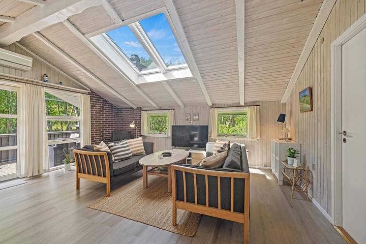 Idyllic holiday home set in peaceful natural grounds in Blåvand in Blavand, Región de Varde