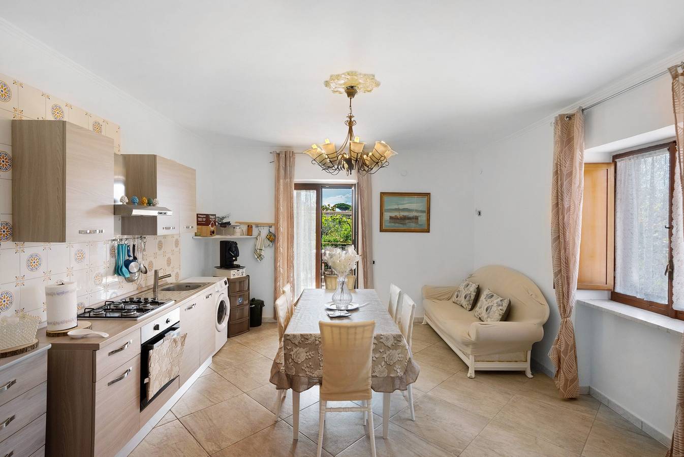Maison de vacances 'Holydayshouse' avec vue montagne, Wi-Fi et climatisation in Ercolano, Parc national du Vésuve