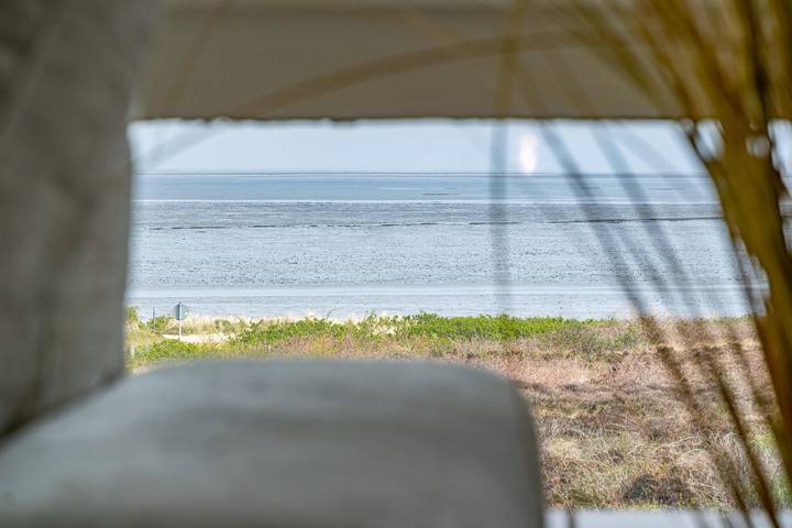 Ganze Wohnung, Modernes App. für 4 Personen Meerblick, Pkw-Stellplatz, WLAN. Haustiere erlaubt. in Munkmarsch, Sylt (Gemeinde)