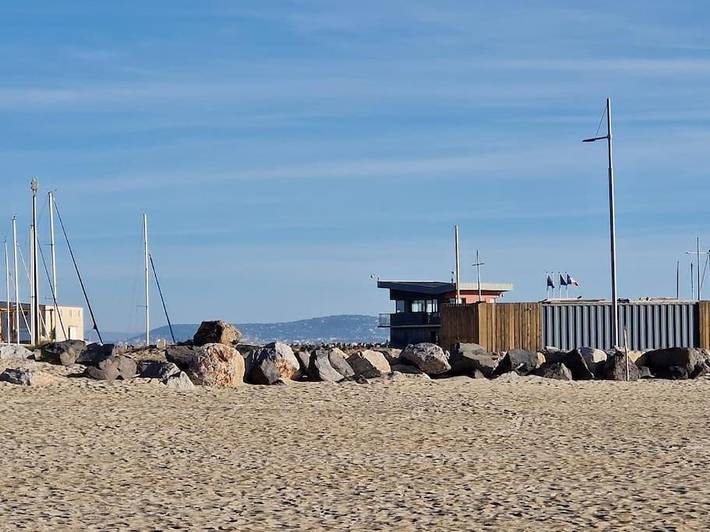 Gîte pour 9 personnes, avec vue et balcon, adapté aux familles dans Port de Marseillan-Plage - 2