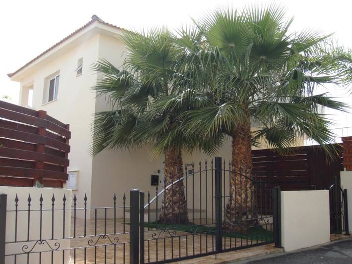 Villa for 9 people, with Balcony and Terrace as well as Garden and Pool in Nissi Beach