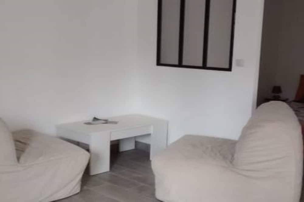 Appartement entier, Studio proche mer,port et site d'Etretat in Saint-Léonard, Région du Havre