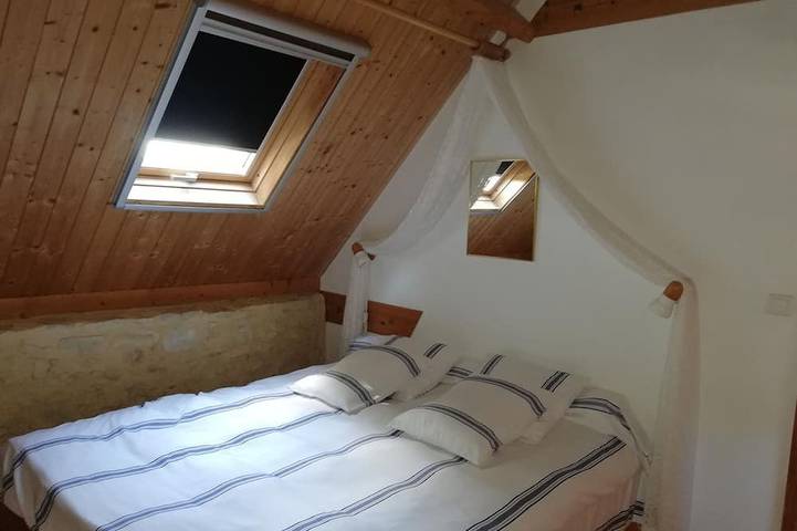 Location de vacances pour 4 personnes, avec terrasse ainsi que jardin et sauna, animaux acceptés à Gourdon - 2