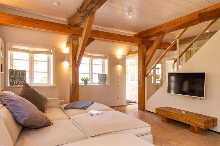 Ferienwohnung für 5 Personen, mit Terrasse und Sauna in Nebel - 2