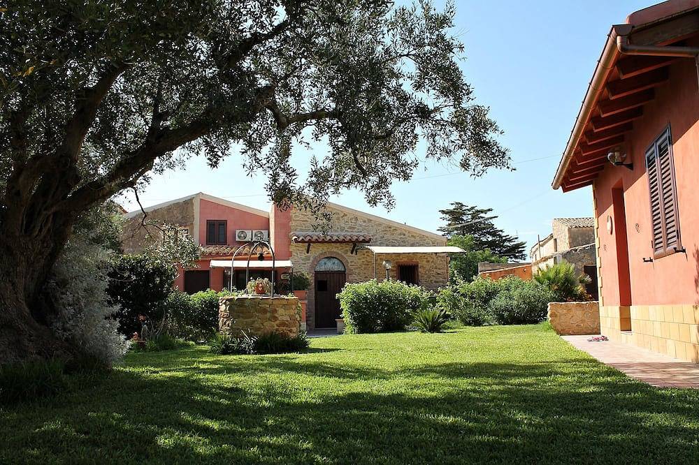 Pomegranate Holiday Home Sciacca in Sciacca, Agrigento Provinz