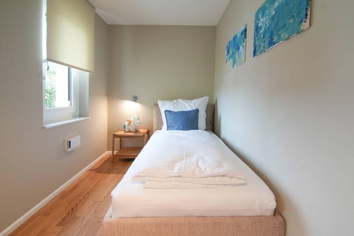 Ganze Wohnung, 101-freiburg - 2 Appartements (Nr. 1 + Nr. 2) mit Bergblick, privater Terrasse und 3 Schlafzimmer in Freiburg, Südschwarzwald