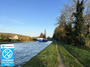 Camping pour 2 Personnes dans Bagneaux-sur-Loing, Seine-et-Marne, Photo 1