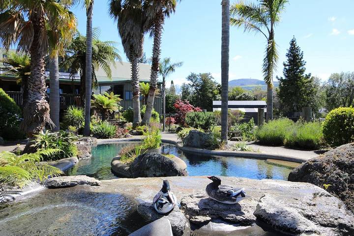 Holiday home for 8 people, with garden in Rotorua