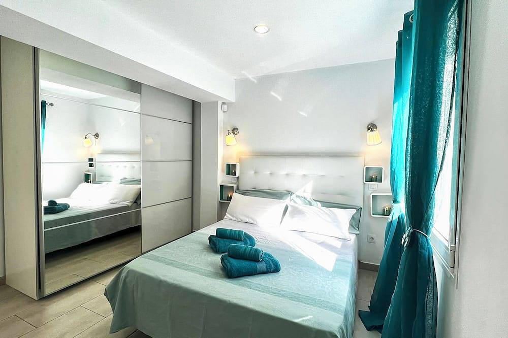 Entire apartment, Acquamarina – Eco Retreat & Sea View in Puerto del Carmen, Tías