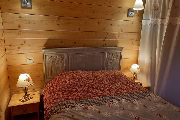 Entire apartment, Apartment in a chalet in the Haut Jura, ideal for family vacations. in Lamoura, Parc naturel régional du Haut-Jura