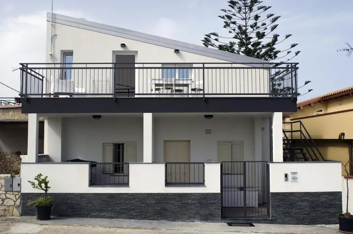 Ferienhaus für 4 Personen, mit Terrasse und Ausblick - 1