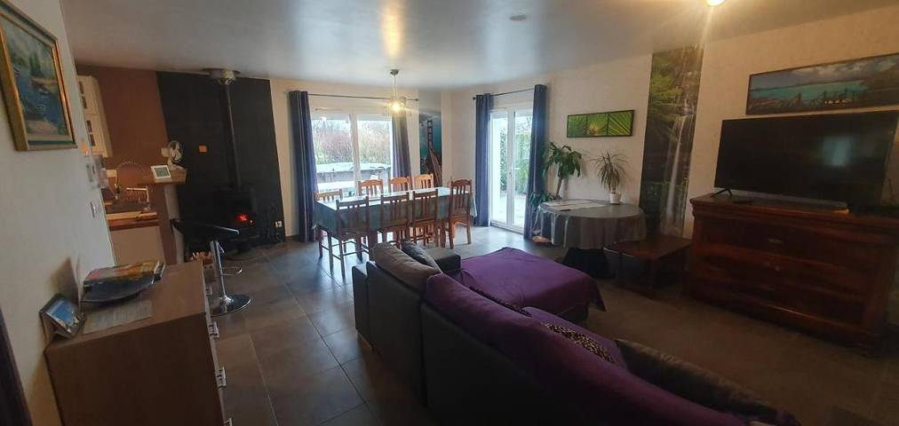 Gîte pour 4 personnes, avec jardin et piscine ainsi que bassin pour enfant et vue à Montfaucon (Doubs) - 4