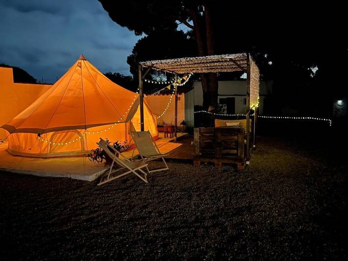 Camping für 3 Personen, mit Terrasse und Garten sowie Pool an der Costa de la Luz