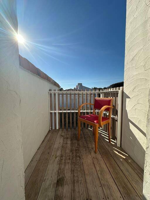 Location de vacances pour 8 personnes, avec jardin et vue dans Plage de Tanchet - 2