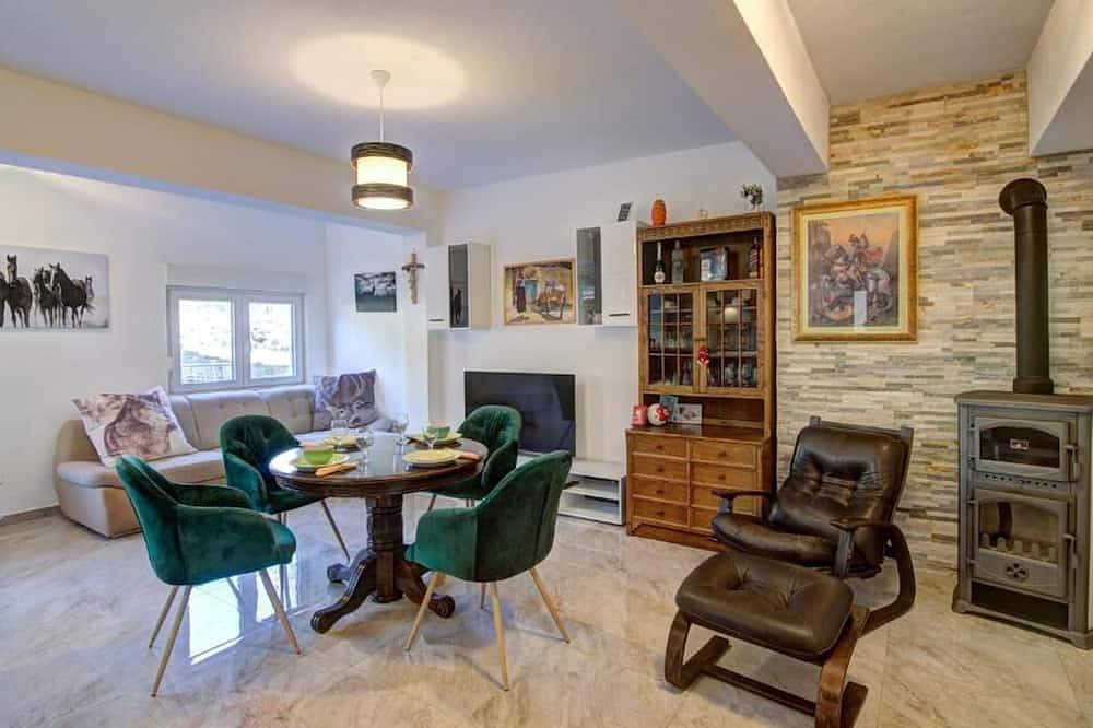 Ganze Wohnung, Ferienwohnungen Velebit house - Biljevine in Sveti Juraj, Naturpark Velebit