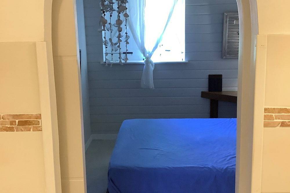 Promo: Charming Pool Villa Les Trois Ilets 3 bedrooms sleeps 8. Watch in Les Trois-Îlets, Martinique