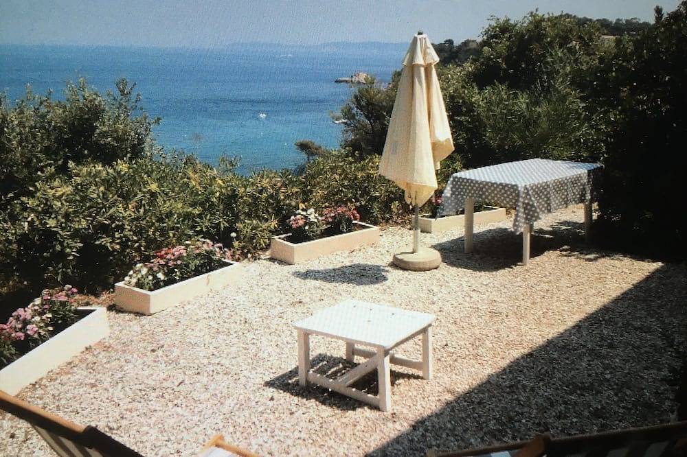 Ganze Wohnung, Ferienwohnung - Bormes les mimosas in Cap Bénat, Bormes-les-Mimosas