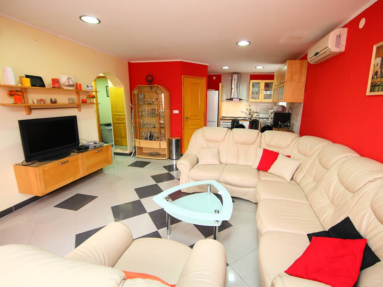 Terracotta in Balatonmariafürdö, Plattensee Südufer